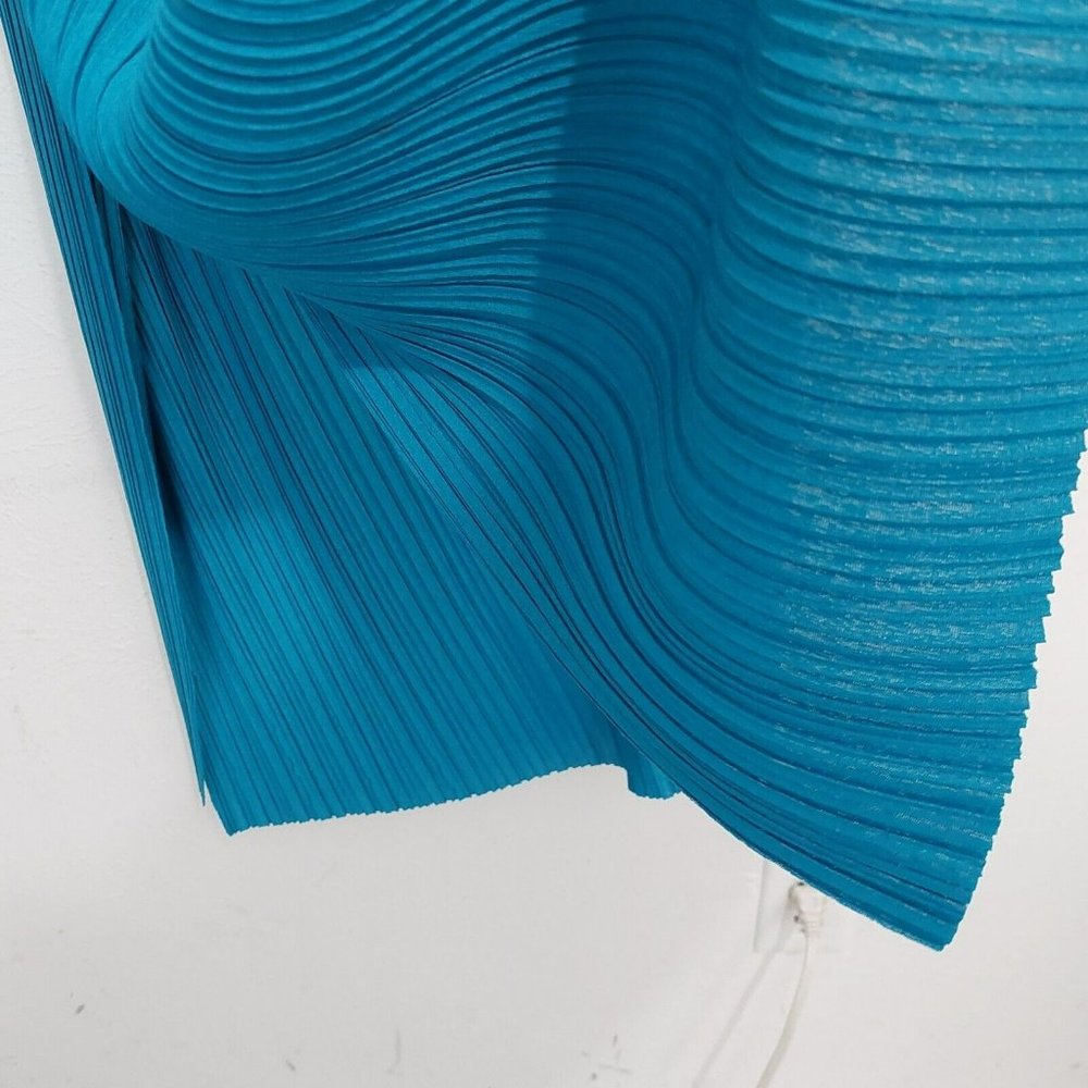 Zara Bright Turquoise Pleated V-Neck Maxi Dress - Picture 12 of 16